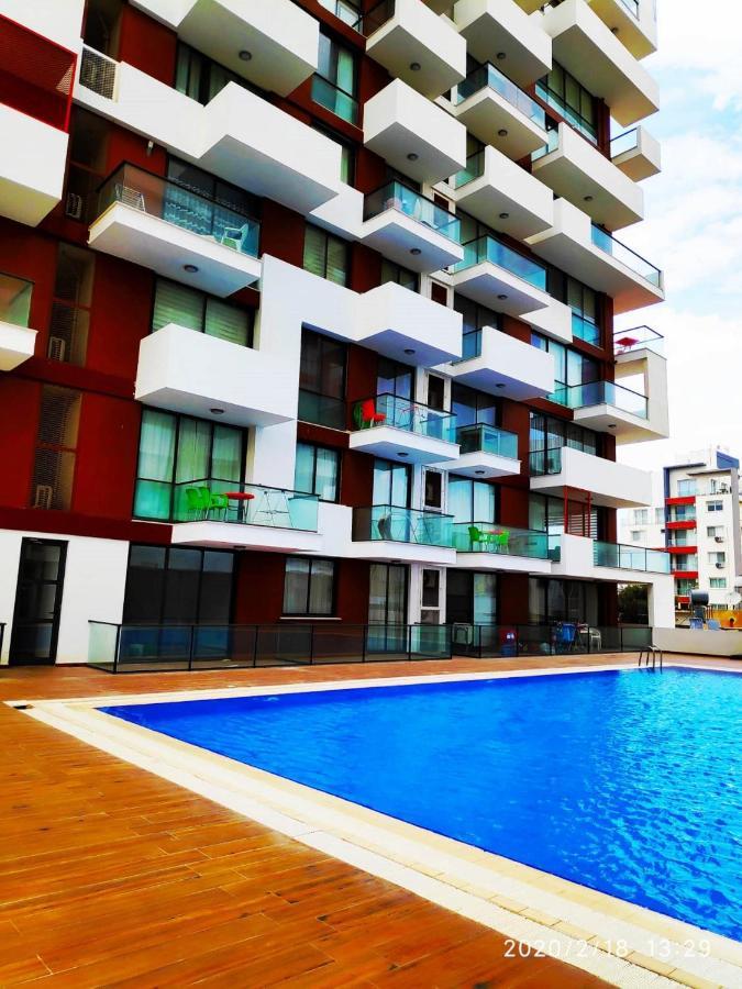 פמגוסטה Uptown Holiday App & Pool Daily Rental Contactless Check In & Check Out מראה חיצוני תמונה